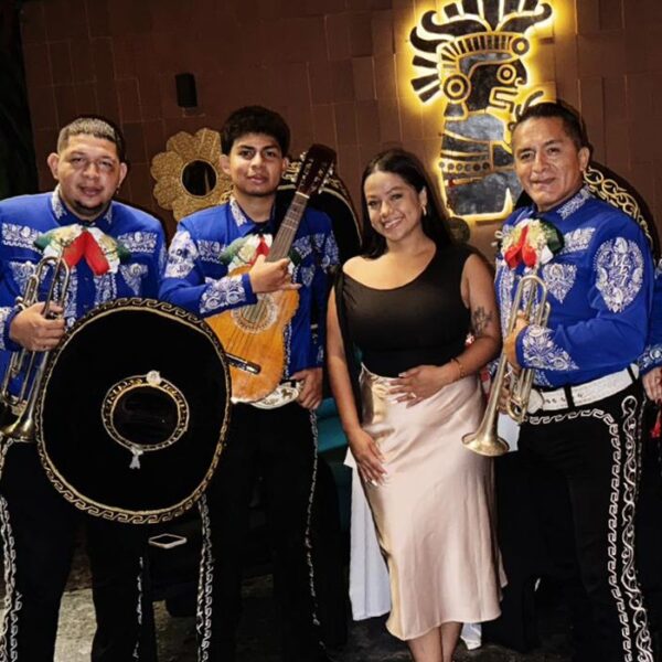 Mariachis Ecuador Internacional - Portoviejo